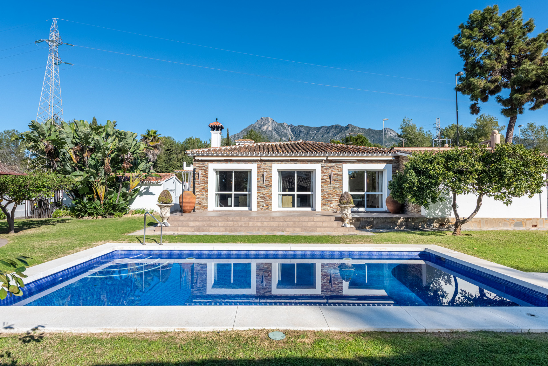 Milla de Oro, Marbella