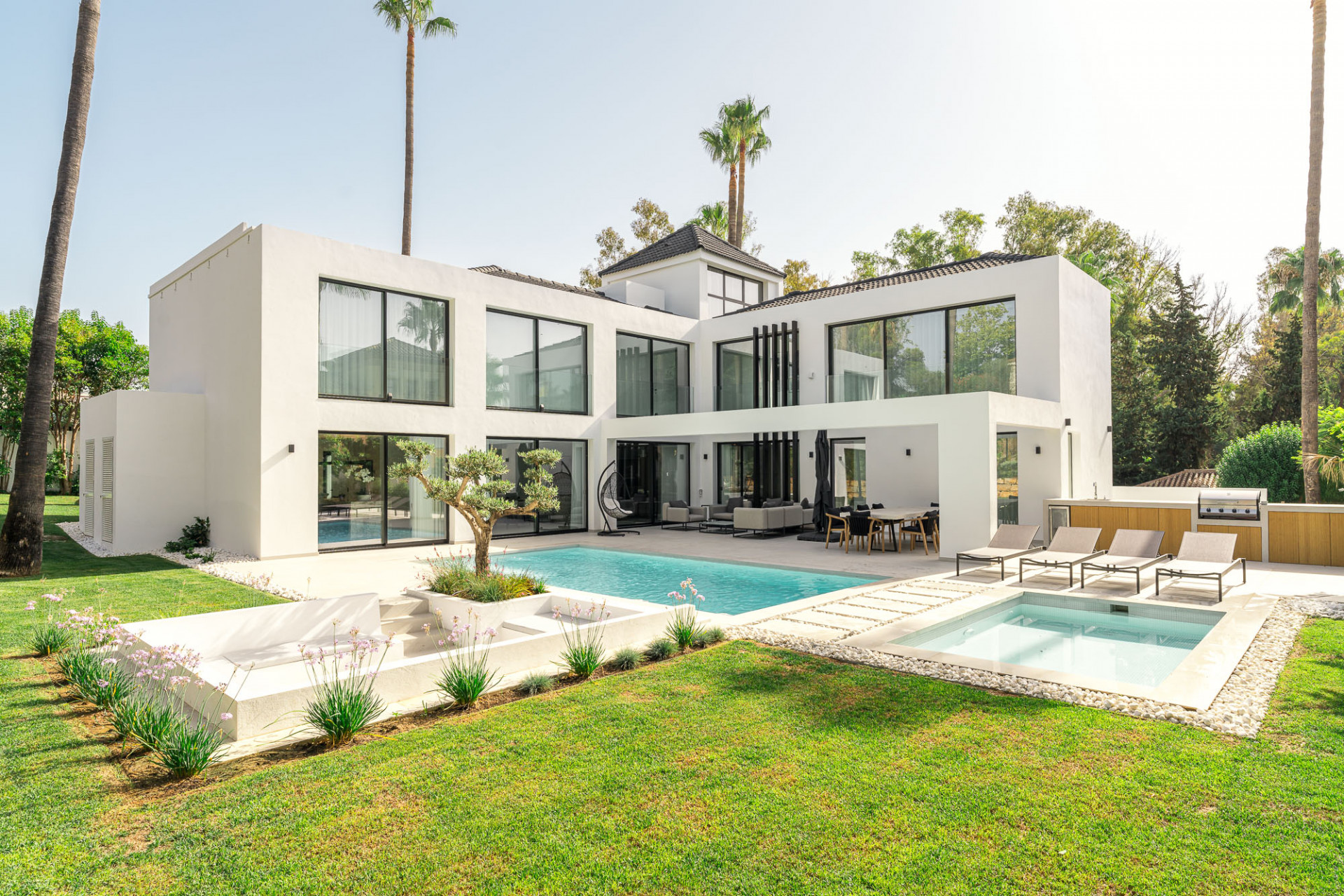 Nueva Andalucía, Marbella