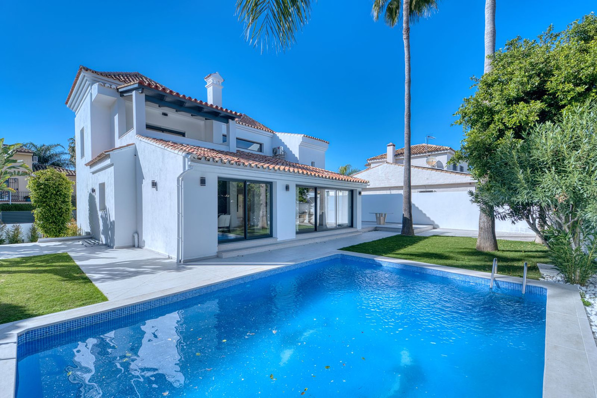 Nueva Andalucía, Marbella