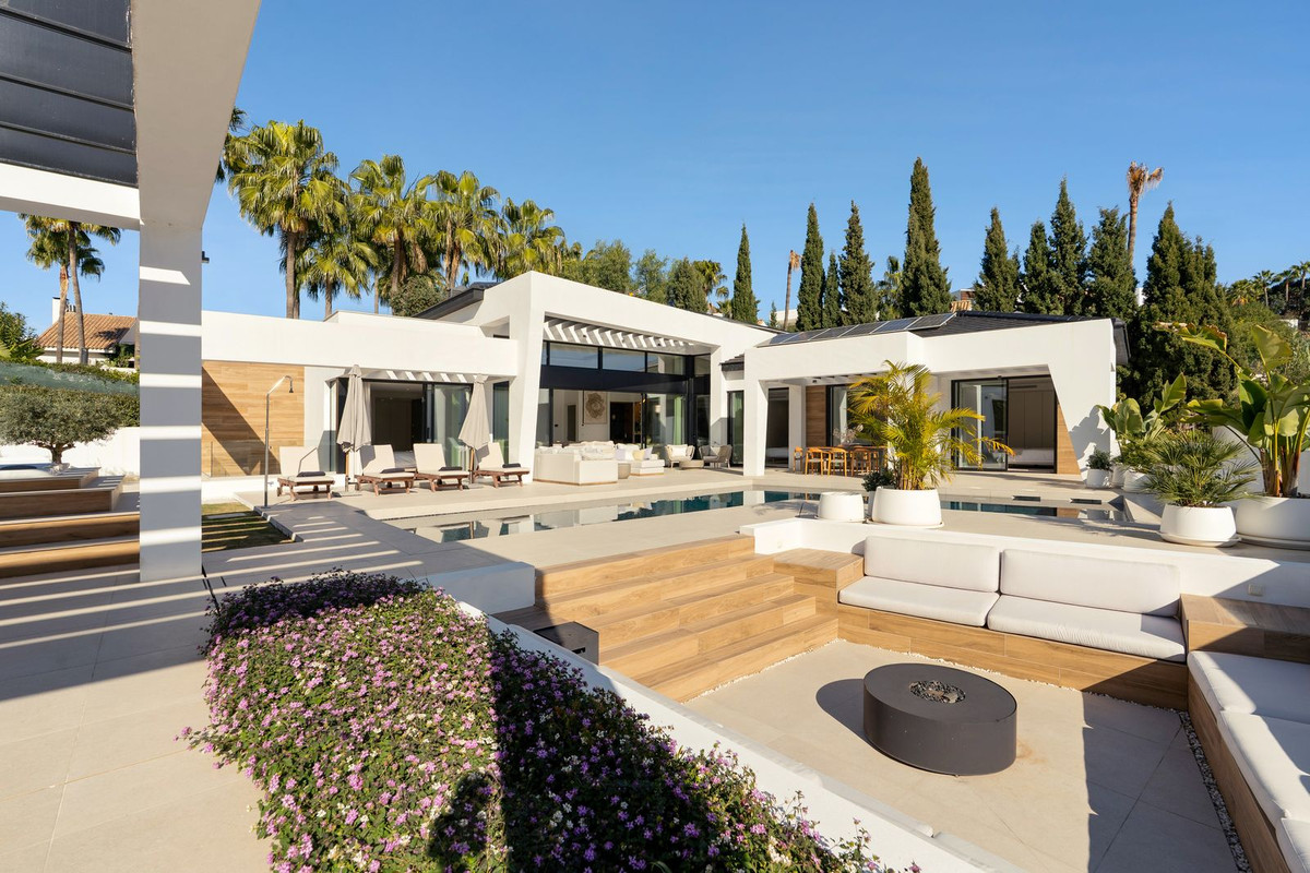 Nueva Andalucía, Marbella