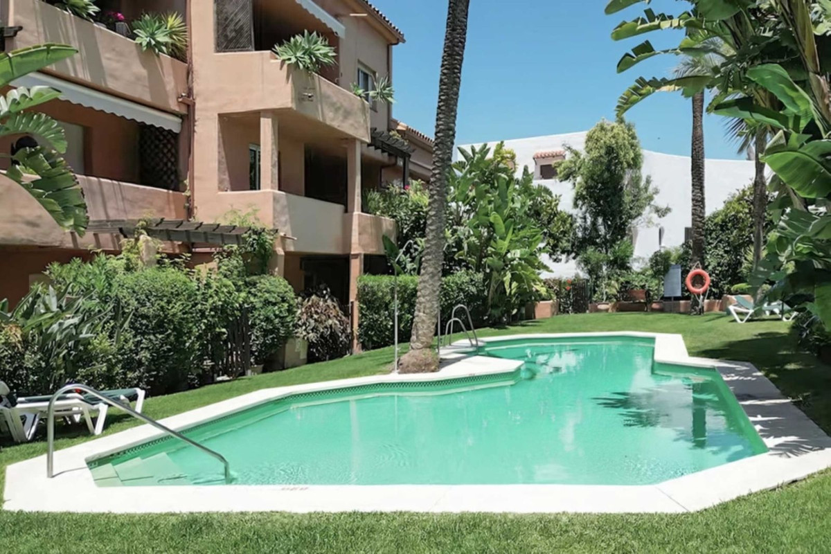 Milla de Oro, Marbella