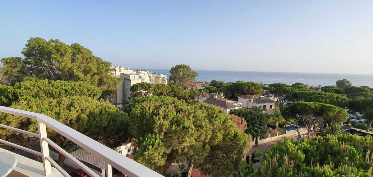 Las Chapas, Marbella